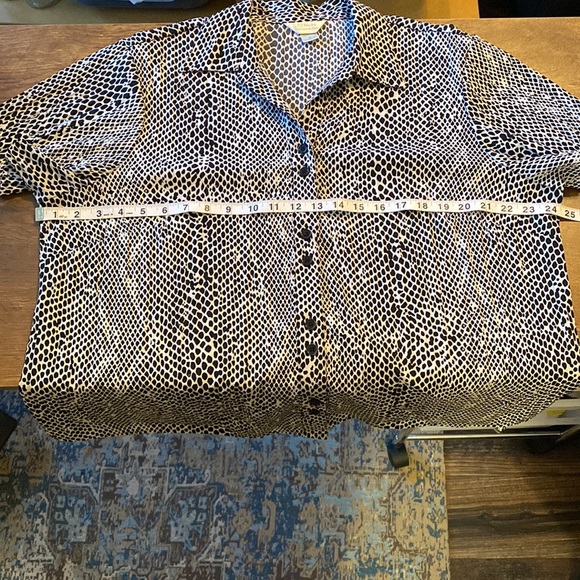 Christopher & Banks blouse - Picture 10 of 11